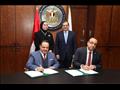 توقيع التعاقد بين البترول وجهاز تنمية المشروعات