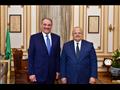 رئيس جامعة القاهرة يبحث مع السفير السعودي سبل تعزيز التعاون الثقافي