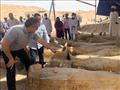 وزير الآثار يتفقد أضخم خبيئة توابيت بالأقصر