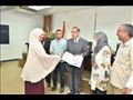 محافظ أسيوط يسلم عقود التقنين