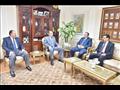 محافظ أسيوط يستقبل وزير القوى العاملة بمكتبه