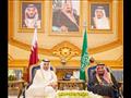 الملك سلمان يستقبل رئيس وزراء قطر