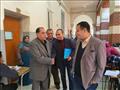 نائب رئيس جامعة يضبط حالة غش متلبسة خلال جولته بلجان امتحانات كلية الآداب