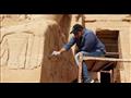عمليات تنظيف معبد ابو سمبل