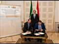 وزير البترول خلا توقيع الاتفاق