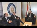 وزير البترول خلال لقائه مع مسئولى شركة سايبم
