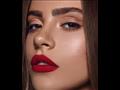 أحمر الشفاه  (2)