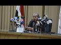وزير التموين في مؤتمر صحفي سابق (2)