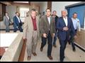 رئيس الوزراء يتفقد أعمال تطوير استاد السويس  (6)