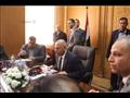 الفريق كامل الوزير يعقد أول اجتماع مع قيادات السكة الحديد (9)