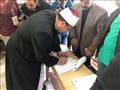 وزير الأوقاف يدلي بصوته (5)