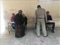 توافد المواطنين للإدلاء بأصواتهم بلجان الوراق (4)