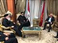 محافظ بورسعيد خلال استقباله وفد من الكنيسة4