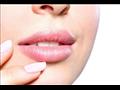 بخطوات بسيطة.. كيف تحافظين على شفتيك؟