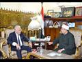 لقاء المحافظ ووزير الأوقاف  (2)