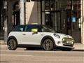 ميني Cooper SE الكهربائية 2020