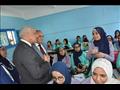 جولة محافظ الجيزة بمدرسة العجوزة (3)