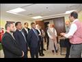 زيارة قيادات مركز تحيا مصر لعلاج فيروس سي (6)