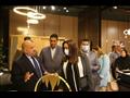 محافظ دمياط تتفقد جناح الأثاث في معرض لومارشيه
