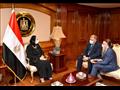 نيفين جامع وزيرة التجارة والصناعة