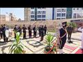 مراسم عسكرية أمام نصب الجندي المجهول في البحيرة