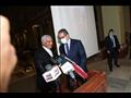 وزير السياحة وعالم الاثار زاهي حواس 