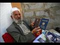 الإيراني الوحيد في قطاع غزة قاسم شياسي يحمل جواز س