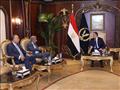 وزير الداخلية يستقبل أمين عام مجلس وزراء الداخلية 