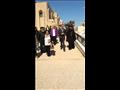 السفير البريطاني يزور دير جبل الطير بالمنيا