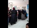 زحام خلال تطعيم الأطفال ضد الحصبة بالقليوبية 