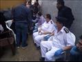 المأمور ورئيس المباحث يقدمان واجب العزاء لأسرة المجني عليه