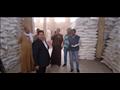 رئيس مدينة جهينة يتفقد مخزون السلع