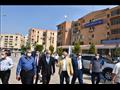 وزير الإسكان يتفقد سير العمل بمركز خدمة المواطنين بالقاهرة الجديدة