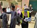 مستقبل وطن يوزع كمامات مجانا بأسوان
