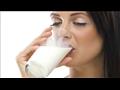 هذا ما يسببه تناول اللبن يوميا في الجسم