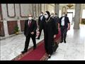 وزير الإنتاج الحربي يلتقي نيفين جامع