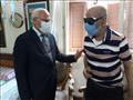 محافظ بورسعيد يزور الفدائي محمد مهران