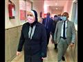 وزيرة التجارة والصناعة خلال زيارتها لمقر مصلحة الرقابة الصناعية
