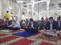 وزير الرياضة يؤدي صلاة الجمعة في مسجد السلام ببورسعيد 