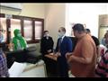 نائب محافظ سوهاج يتفقد إدارة خدمة المواطنين في حي شرق