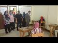 نائب رئيس جامعة بنها يتفقد الامتحانات  