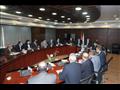 وزيرا النقل والتخطيط يبحثان صناعة الوحدات المتحركة للسكك الحديدية في مصر