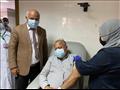 بدء تلقي لقاح كورونا بمستشفي كفر الزيات العام  (6)