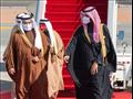 ولي عهد البحرين ونظيره السعودي في مطار العلا