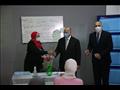محافظ القاهرة خلال تفقده بدء العام الدراسي