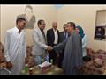 رئيس جامعة سوهاج يزور طالب محو الأمية 