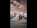 السائحين بعد هبوط جبل موسى