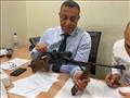 تهريب بندقية وتلسكوب