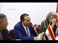 جانب من المؤتمر الصحفي
