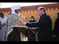 السيسي يتفقد قرية غرب أسوان المتضررة من السيول 